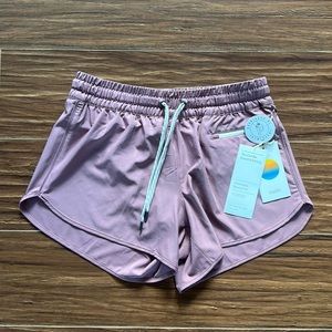 Vuori Clementine 4” Short 2.0